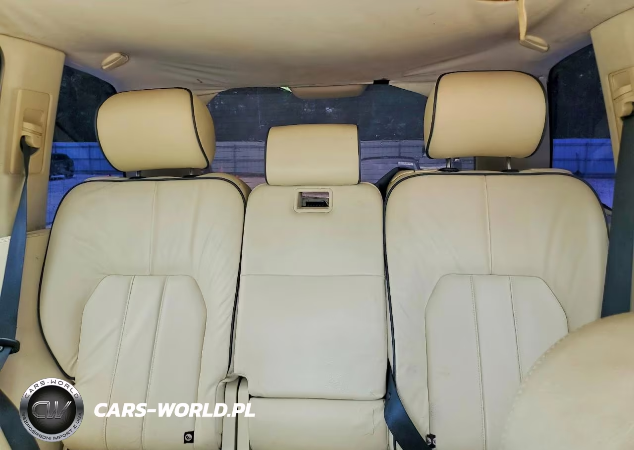 2008 Land Rover Range Rover VIN:SALME15498A274638 - 10