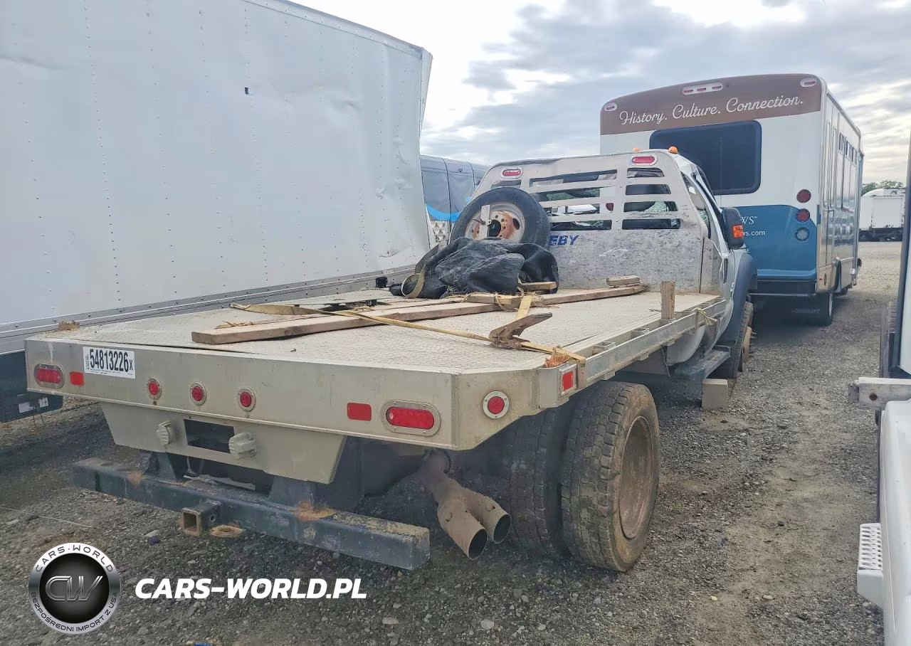 2015 Ford F550 Super Duty VIN:1FDUF5HT6FEA17744 - 3