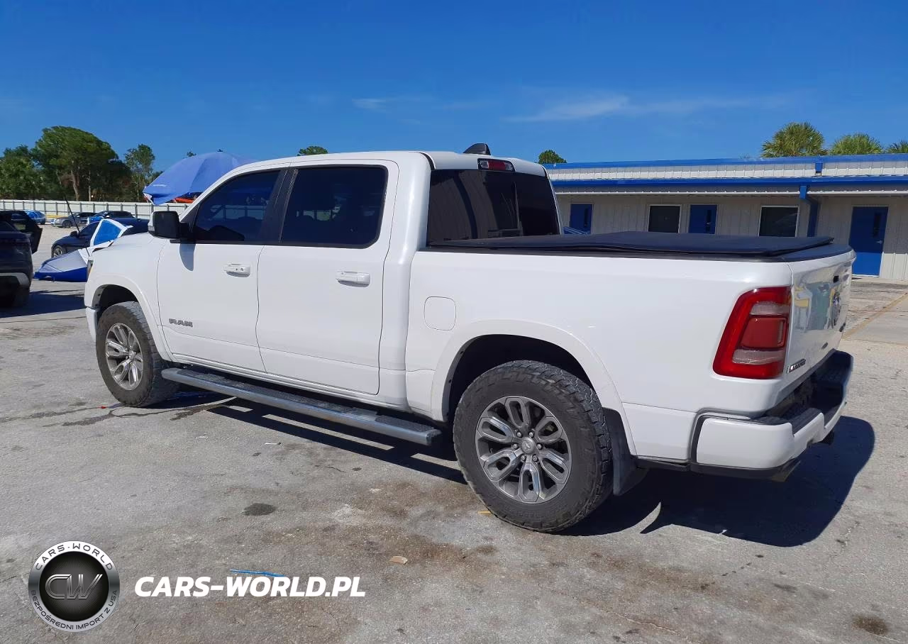 2019 Ram 1500 Laramie VIN:1C6SRFJT1KN881878 - 2