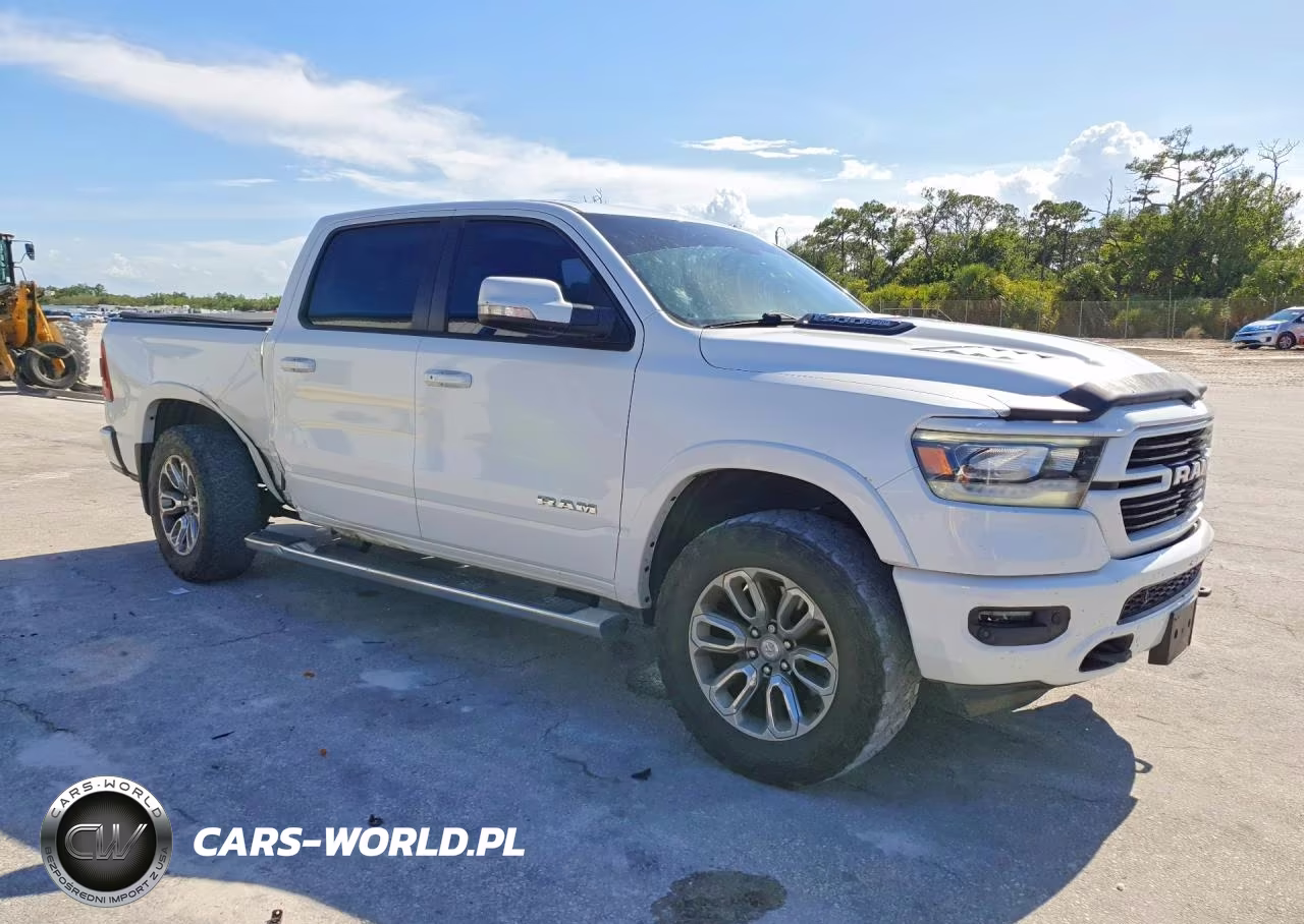 2019 Ram 1500 Laramie VIN:1C6SRFJT1KN881878 - 4