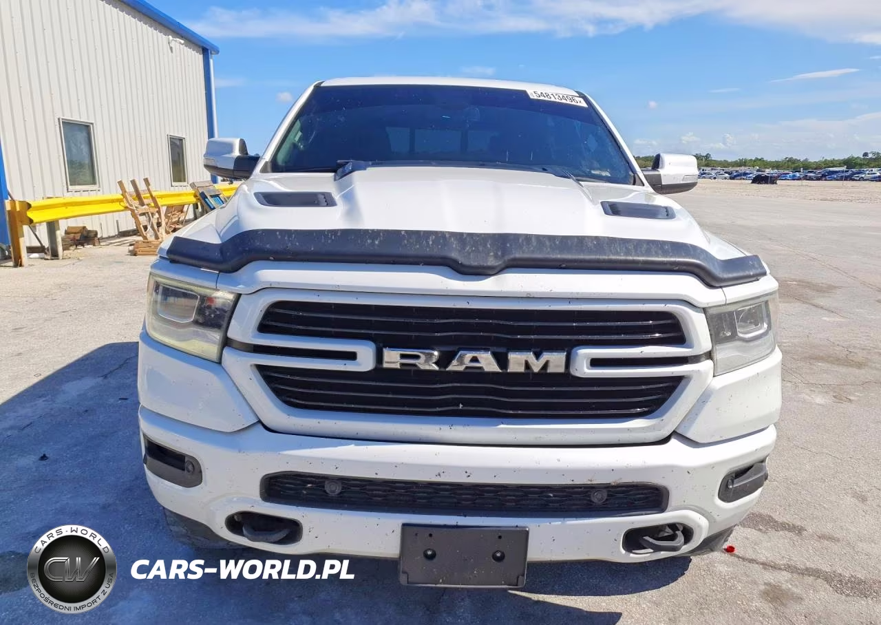 2019 Ram 1500 Laramie VIN:1C6SRFJT1KN881878 - 5