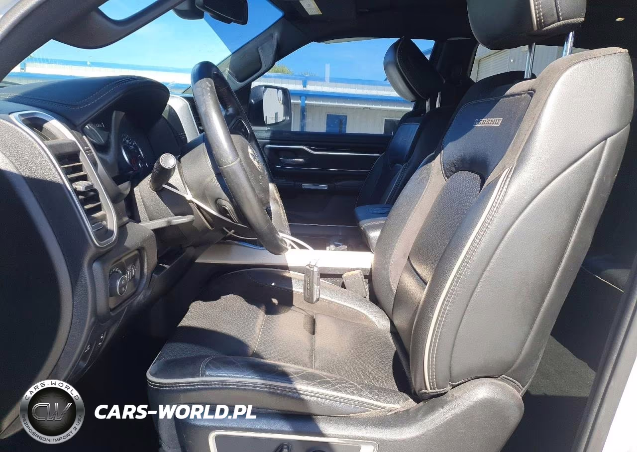 2019 Ram 1500 Laramie VIN:1C6SRFJT1KN881878 - 7
