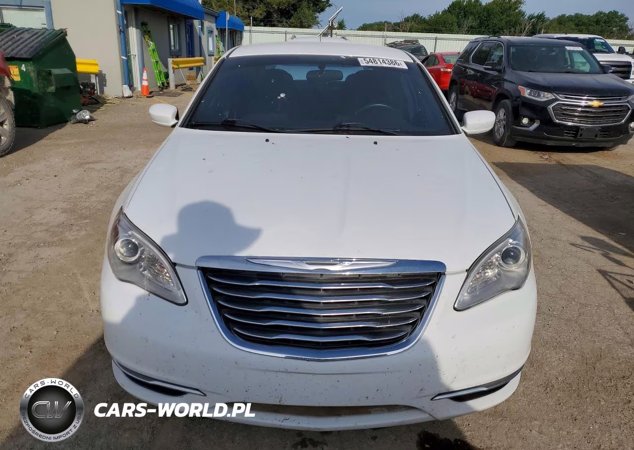 2013 Chrysler 200 Touring VIN:1C3CCBBG2DN743654 - 5