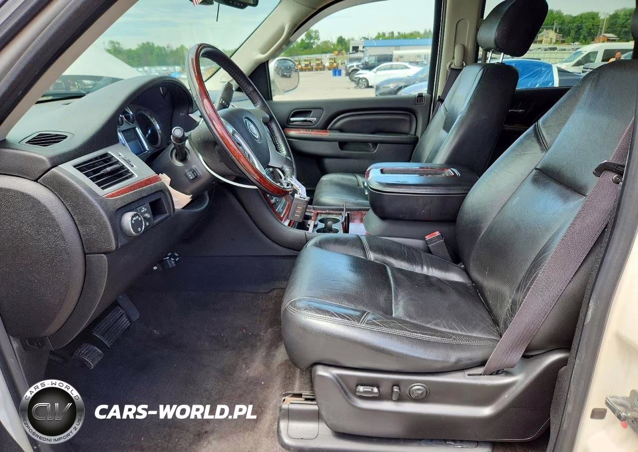 2012 Cadillac Escalade Luxury VIN:1GYS4BEF1CR283184 - 7