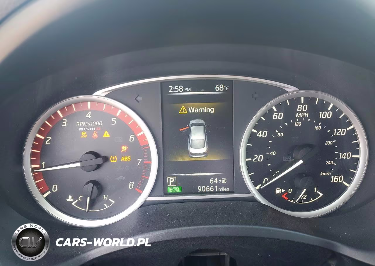 2017 Nissan Sentra Nismo VIN:3N1CB7APXHY338067 - 9