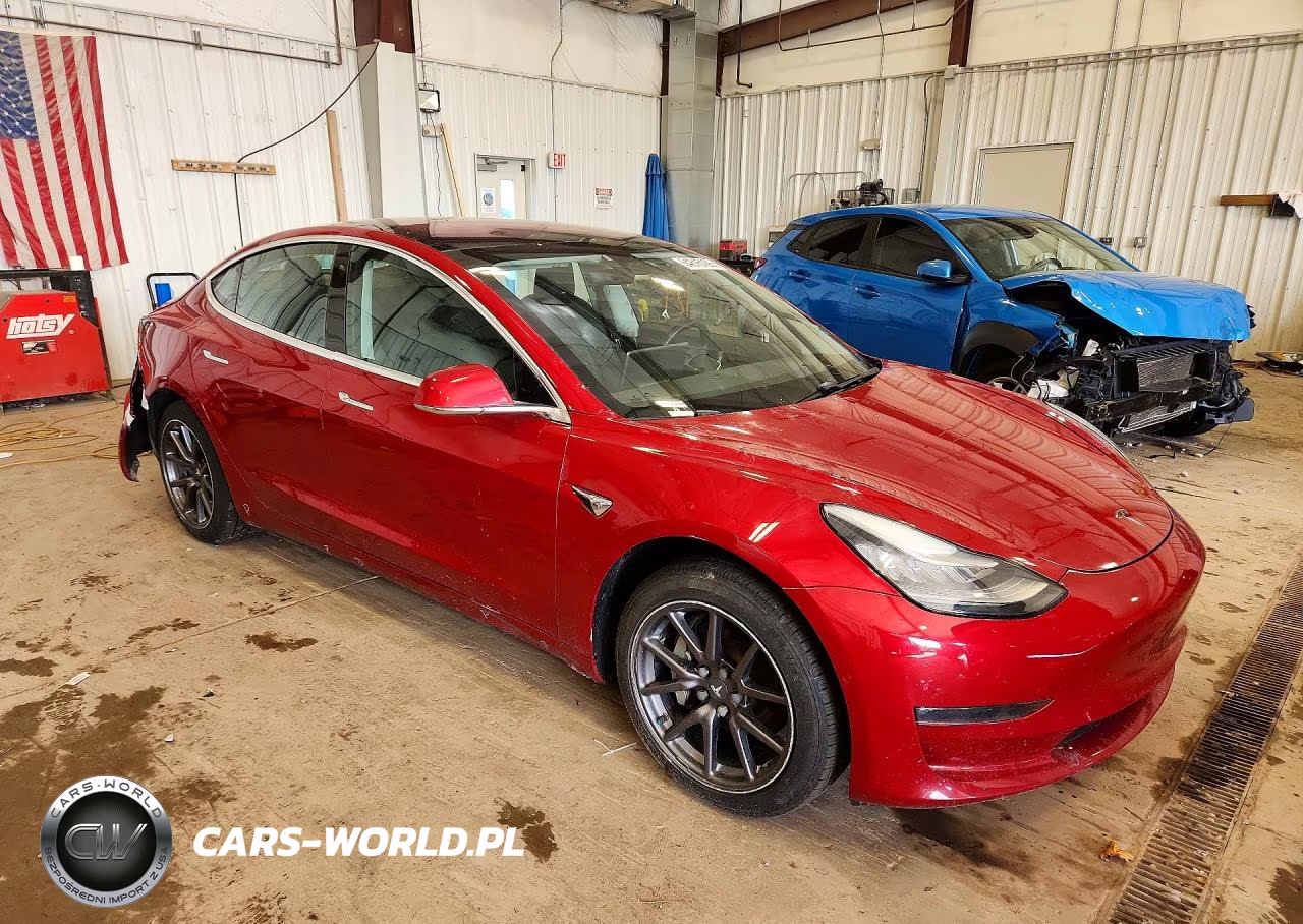 2018 Tesla Model 3 VIN:5YJ3E1EA6JF004630 - 4