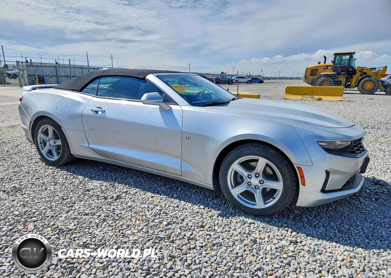 2019 Chev Camaro VIN:1G1FB3DS1K0127367 - 4
