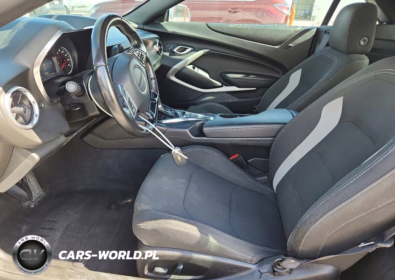 2019 Chev Camaro VIN:1G1FB3DS1K0127367 - 7
