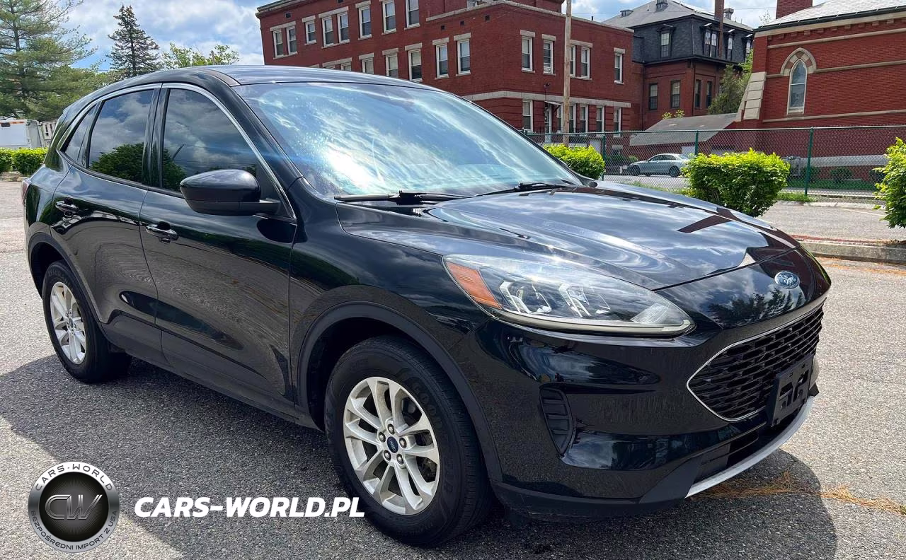 2020 Ford Escape Se
