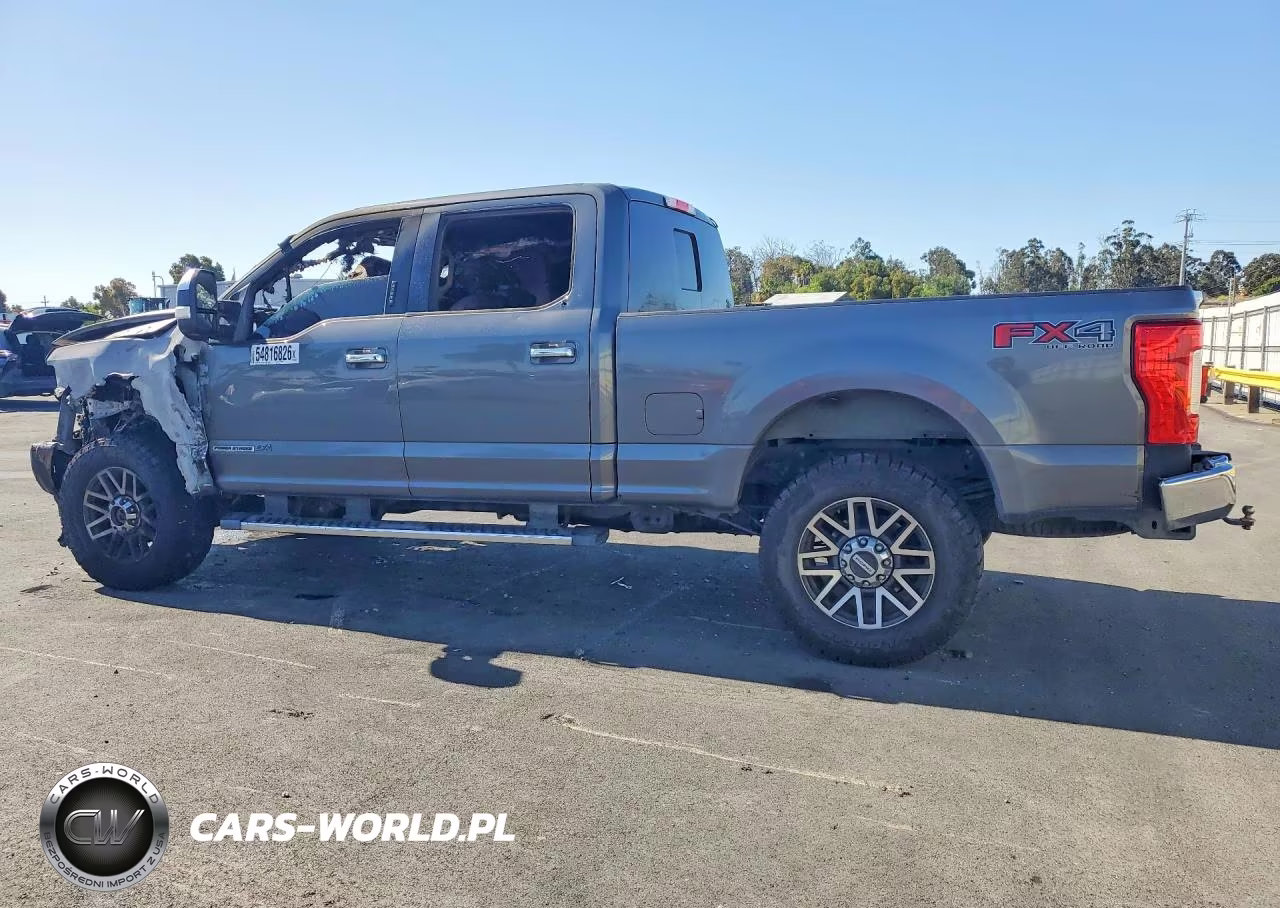 2018 Ford F250 Super Duty VIN:1FT7W2BT1JEC92407 - 2