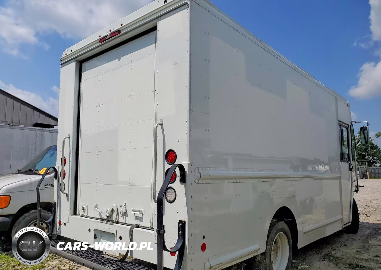 2022 Freightliner Chassis M Line Walk-In Van VIN:4UZAC1GA7NCNE9658 - 3