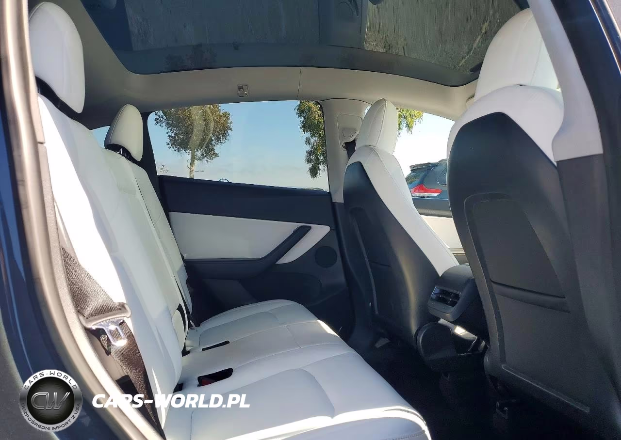 2021 Tesla Model Y VIN:5YJYGDEE7MF197850 - 10