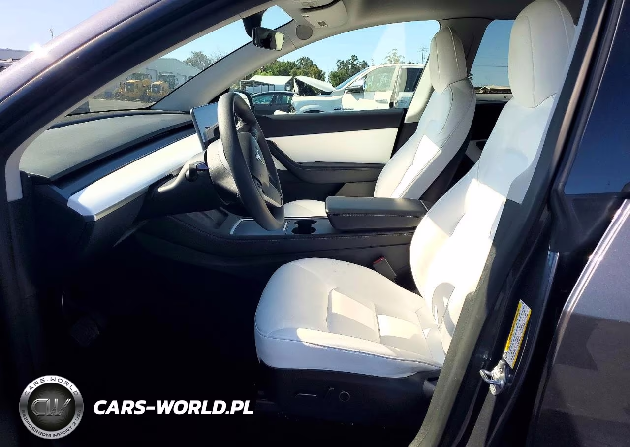 2021 Tesla Model Y VIN:5YJYGDEE7MF197850 - 7