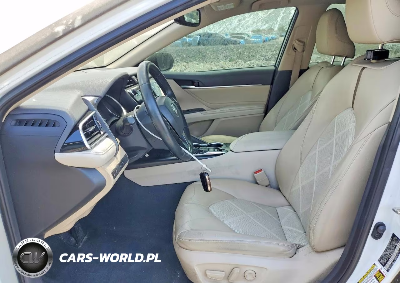 2018 Toyota Camry Xle VIN:4T1B11HK6JU024679 - 7