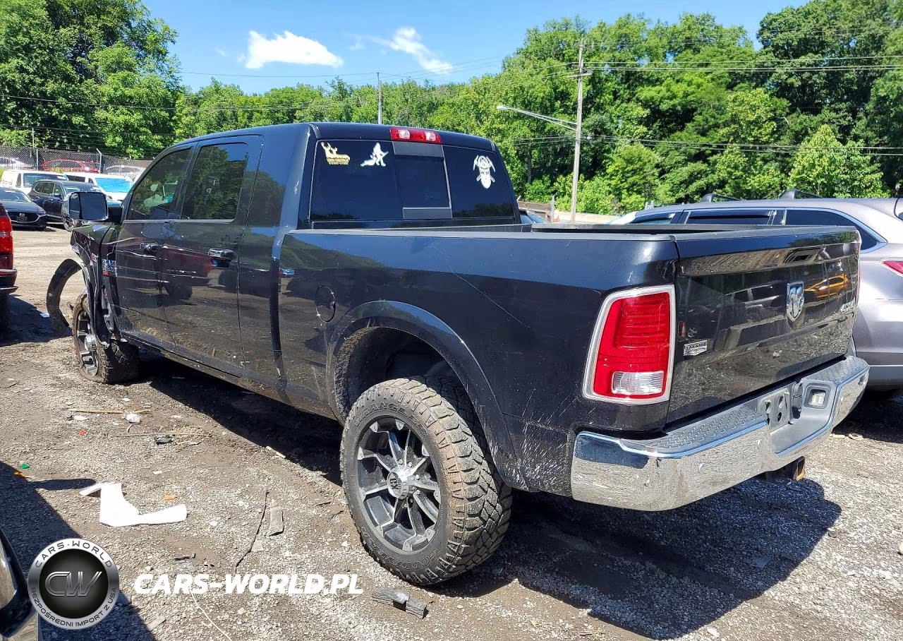 2018 Ram 2500 Laramie VIN:3C6UR5NJXJG426868 - 2
