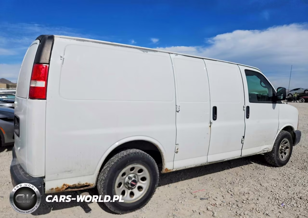 2010 GMC Savana G1500 VIN:1GTUGADX9A1117050 - 3