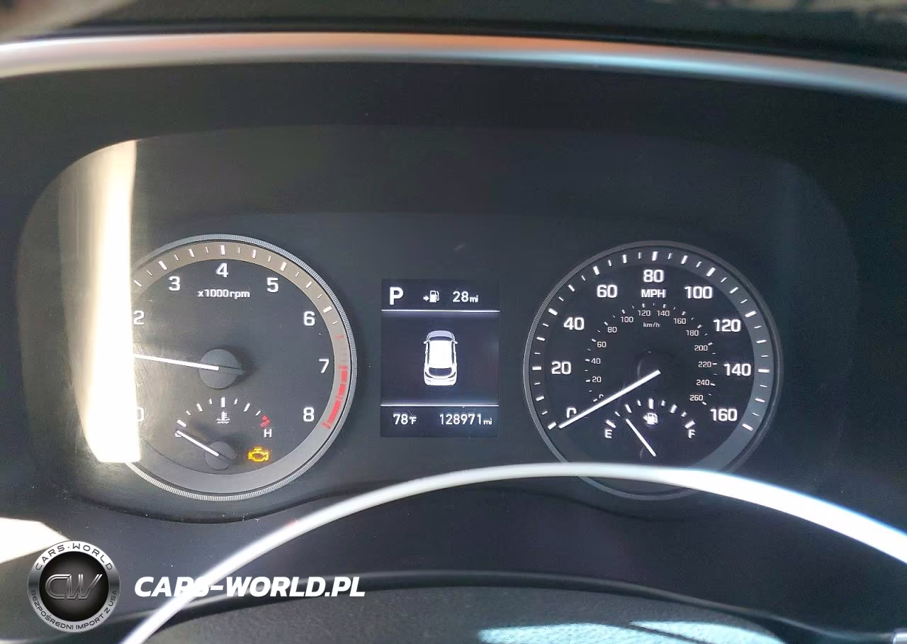 2019 Hyundai Tucson Value VIN:KM8J3CA42KU882018 - 9