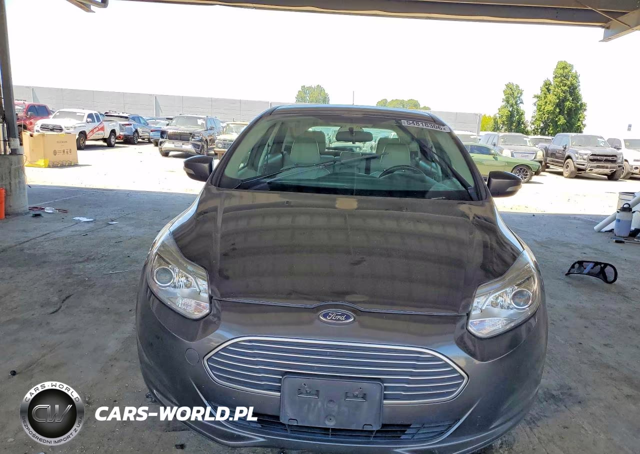 2017 Ford Focus Bev VIN:1FADP3R48HL314824 - 5