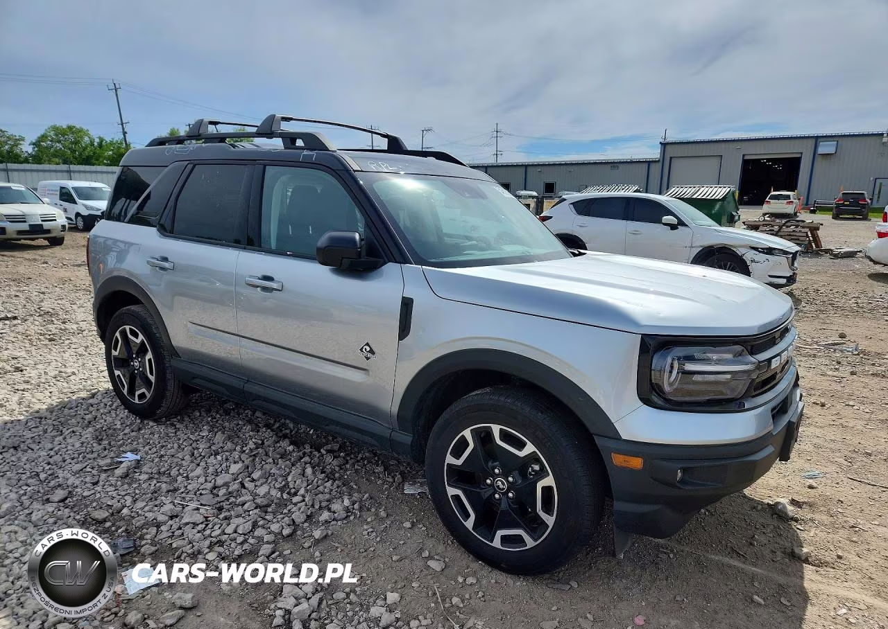 2022 Ford Bronco Sport Outer Banks VIN:3FMCR9C6XNRD99641 - 4