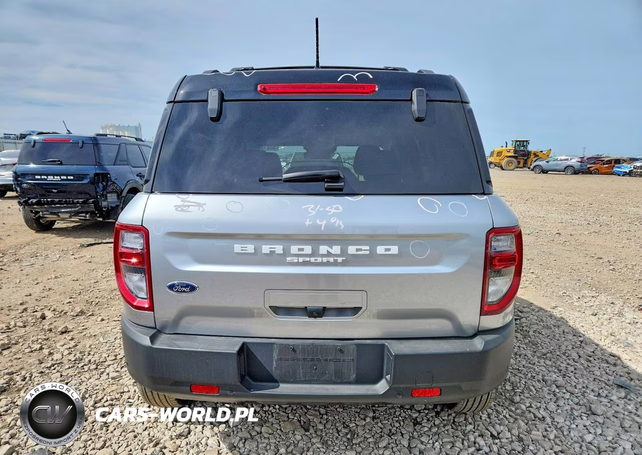 2022 Ford Bronco Sport Outer Banks VIN:3FMCR9C6XNRD99641 - 6