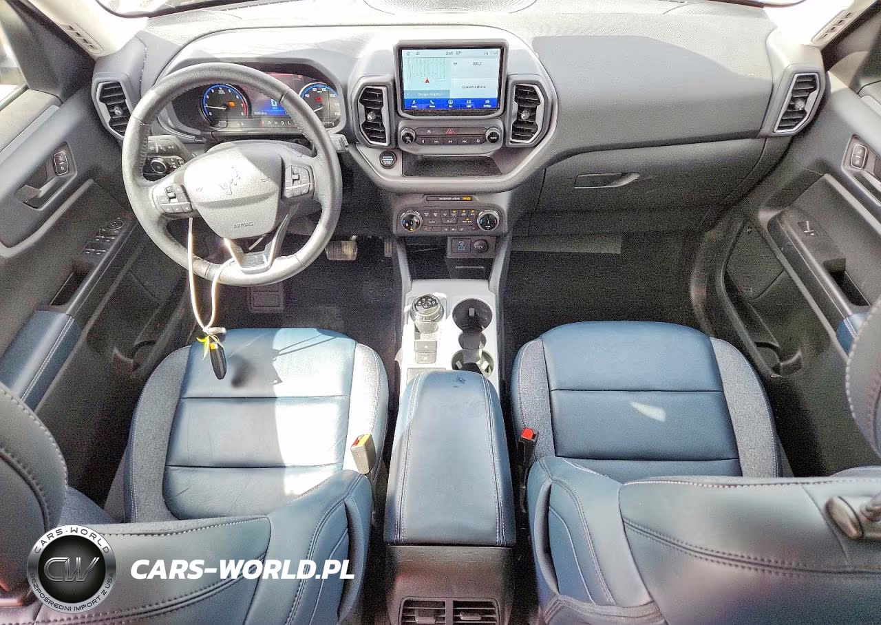2022 Ford Bronco Sport Outer Banks VIN:3FMCR9C6XNRD99641 - 8