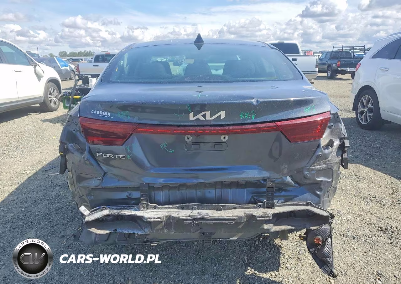 2024 Kia Forte Lxs VIN:3KPF24ADXRE799075 - 6