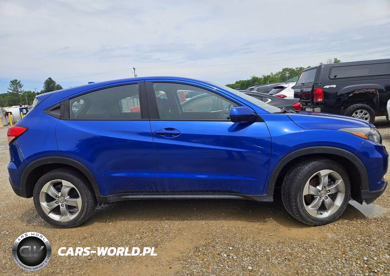 2018 Honda Hr-V Lx VIN:3CZRU6H3XJG729613 - 11