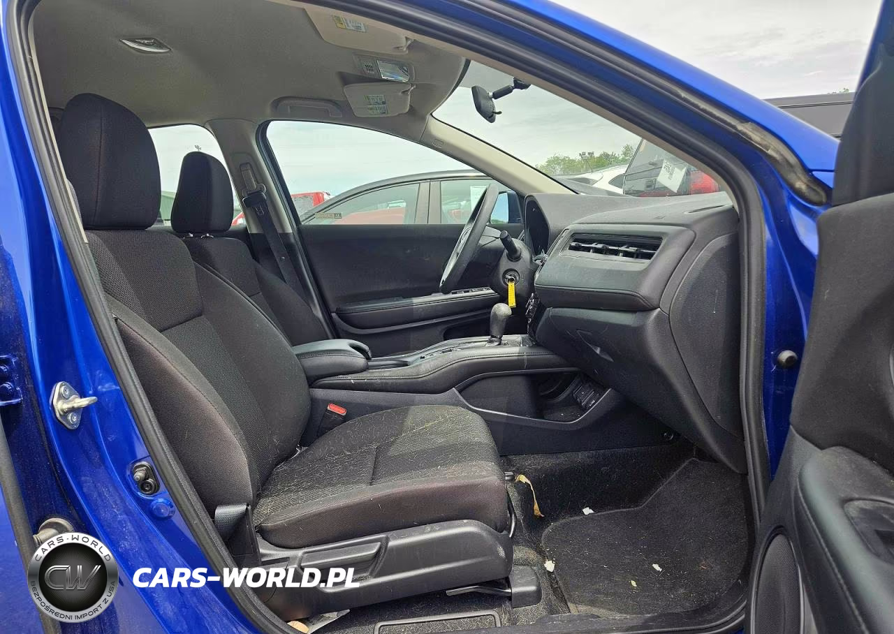 2018 Honda Hr-V Lx VIN:3CZRU6H3XJG729613 - 5