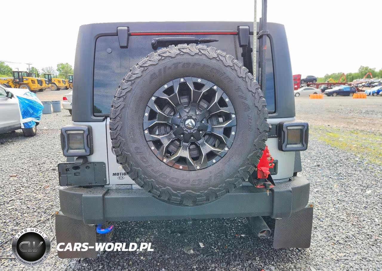 2016 Jeep Wrangler Unlimited Sport VIN:1C4HJWDG1GL346142 - 6