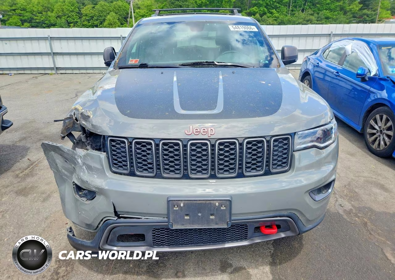 2019 Jeep Grand Cherokee Trailhawk VIN:1C4RJFLG5KC825906 - 5
