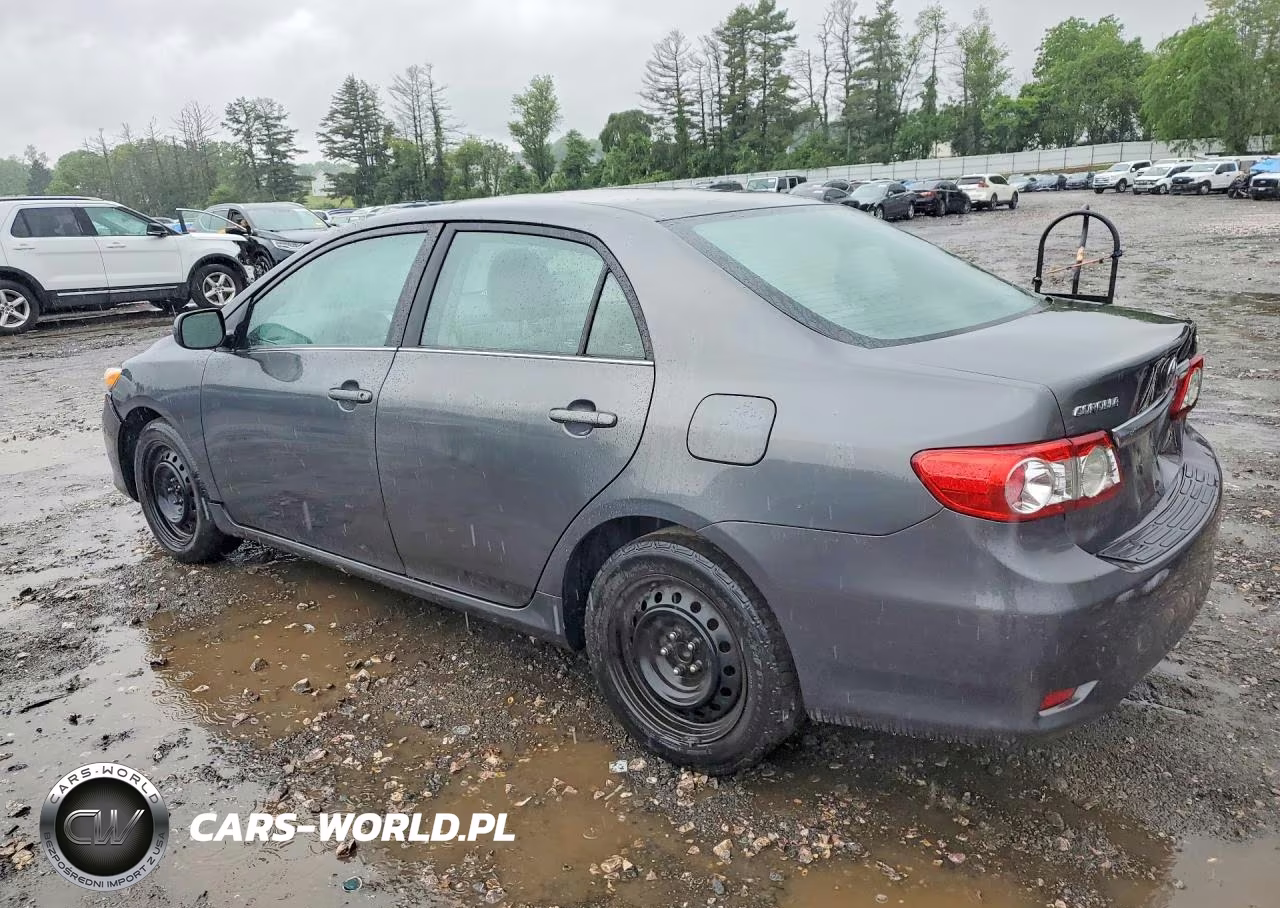 2013 Toyota Corolla Le VIN:2T1BU4EE7DC027930 - 2