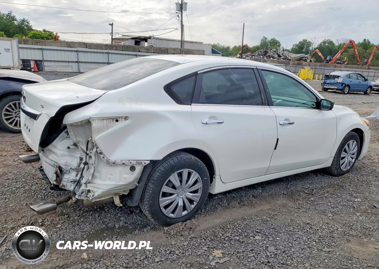2013 Nissan Altima 2.5 VIN:1N4AL3AP9DC111097 - 3