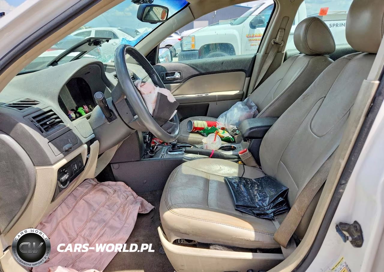 2012 Ford Fusion Hybrid VIN:3FADP0L38CR205692 - 7