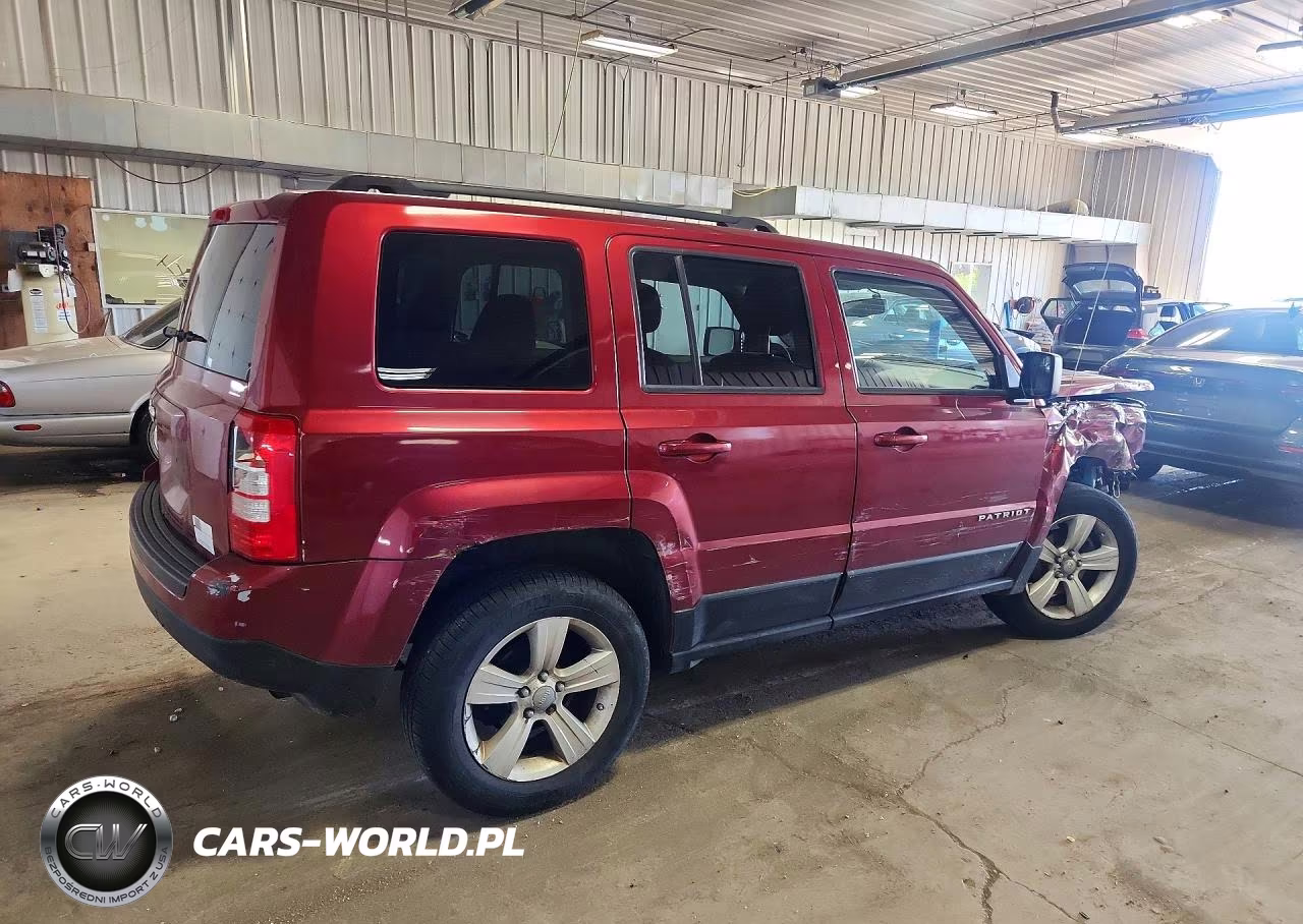 2012 Jeep Patriot Sport VIN:1C4NJRBB4CD650694 - 3