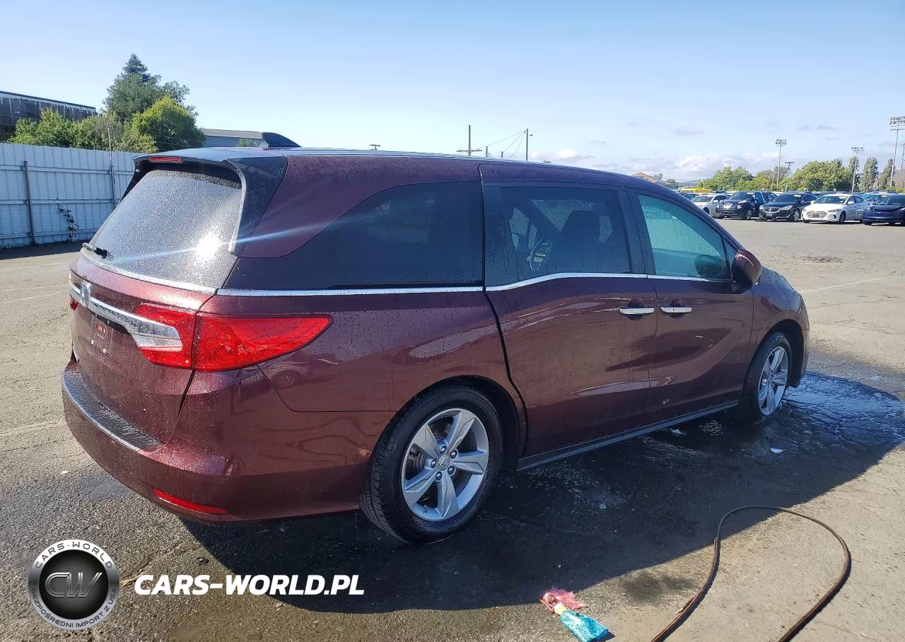 2018 Honda Odyssey Exl VIN:5FNRL6H79JB013657 - 3