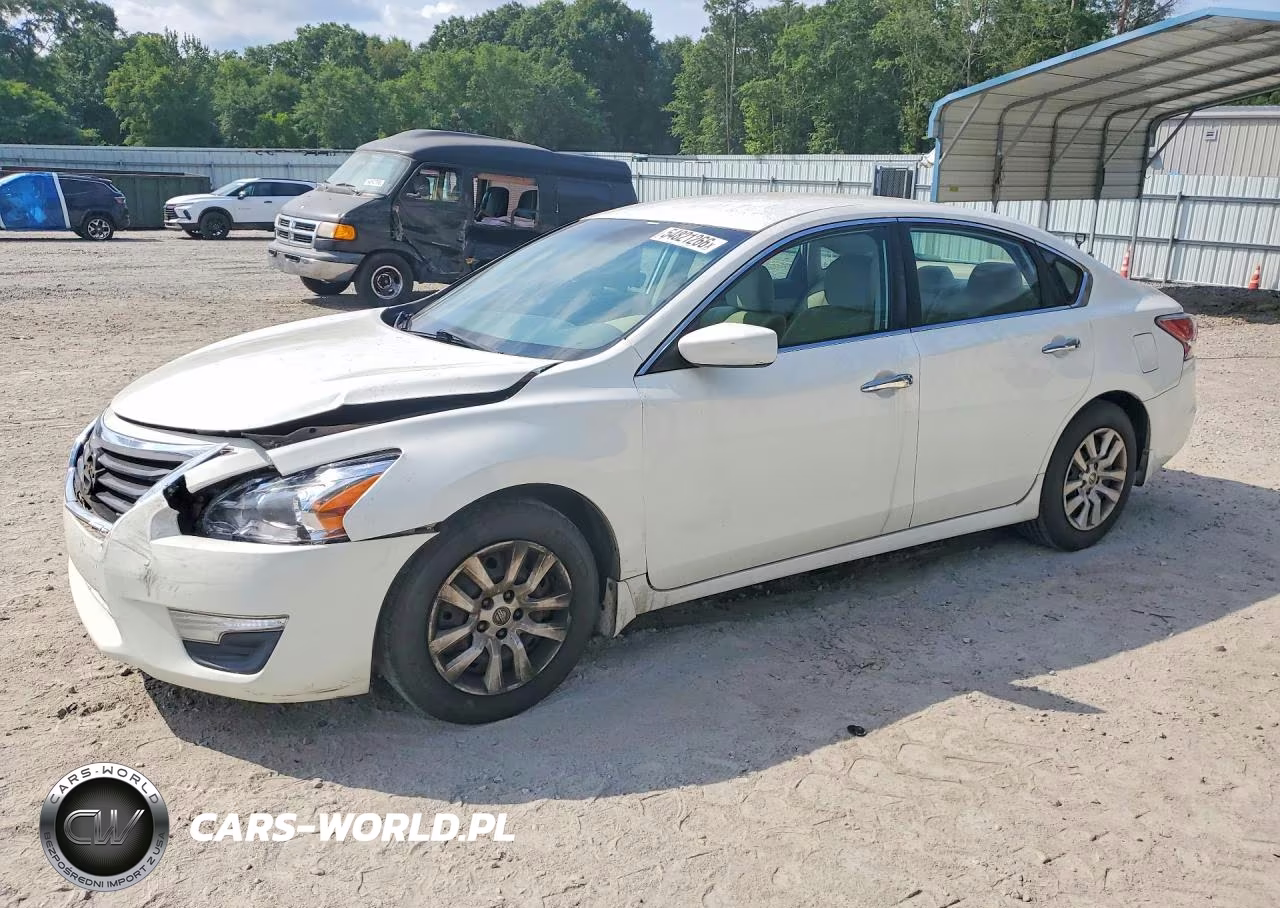 2015 Nissan Altima 2.5 S – zdjęcie 1 z 12