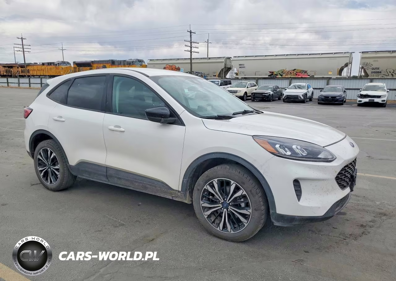 2021 Ford Escape Se VIN:1FMCU9G67MUA96736 - 4