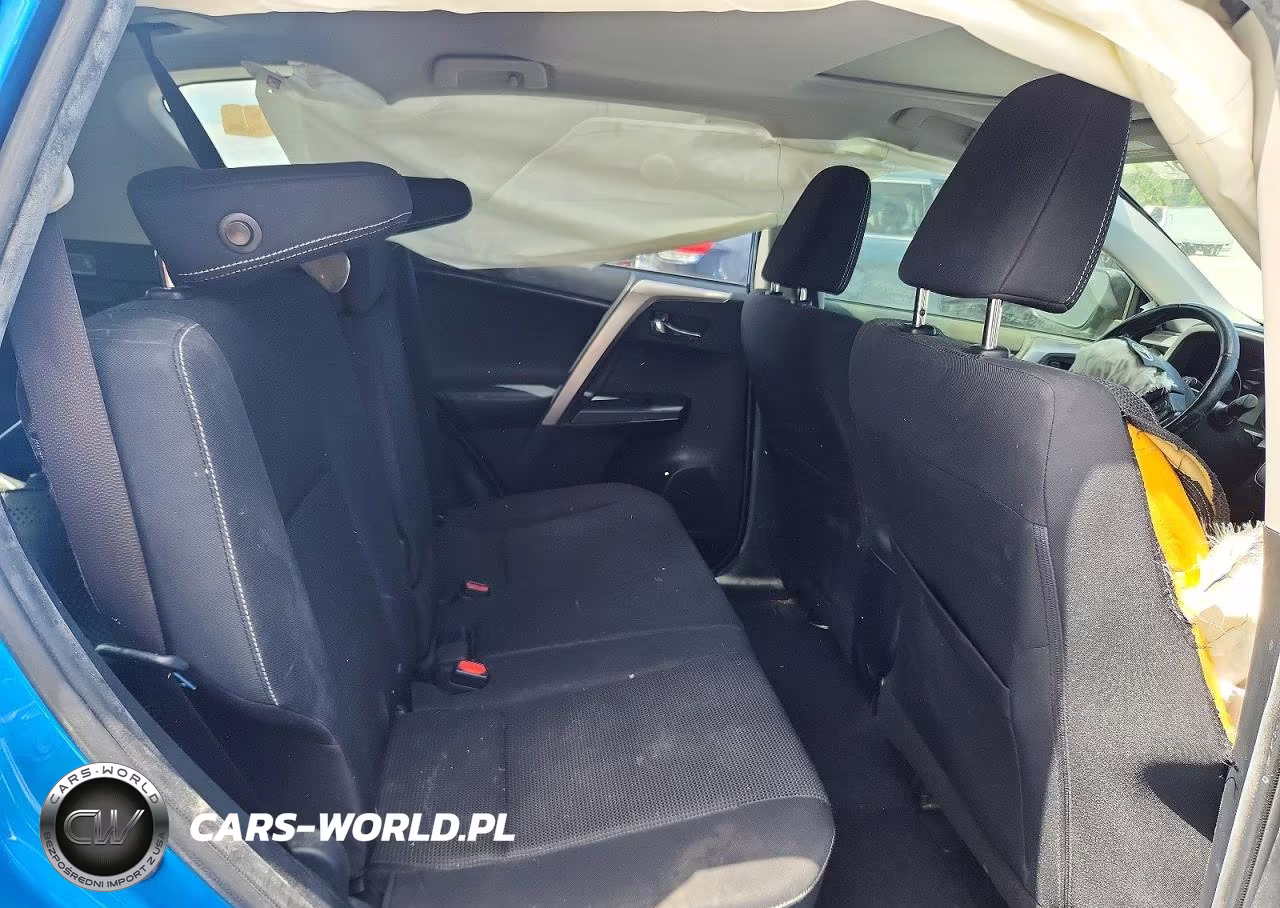 2018 Toyota Rav4 Xle VIN:JTMWFREV1JJ738922 - 11