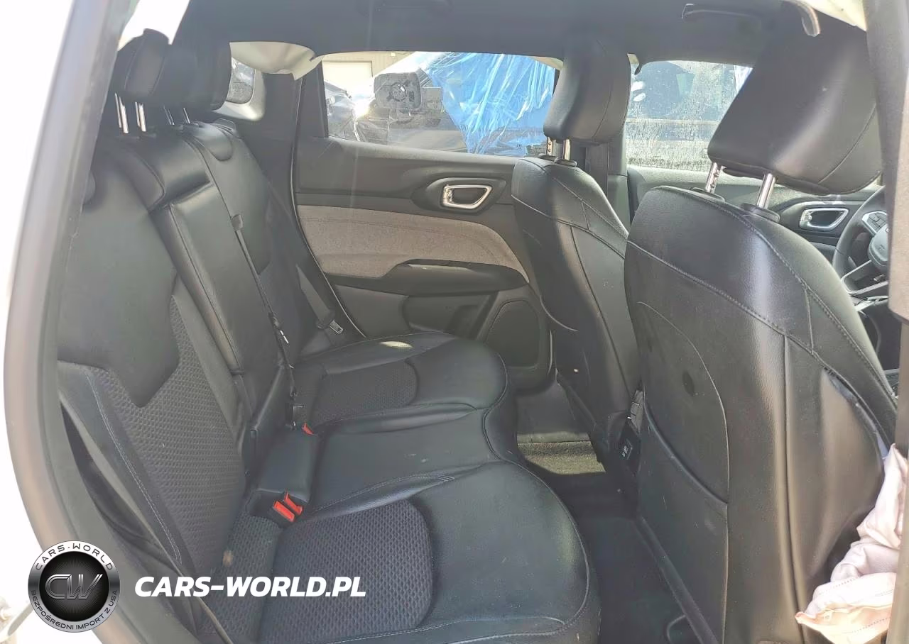 2024 Jeep Compass Latitude VIN:3C4NJDBN5RT596905 - 10