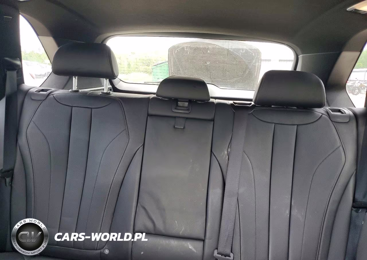 2018 BMW X5 xDrive35I VIN:5UXKR0C5XJL074272 - 10