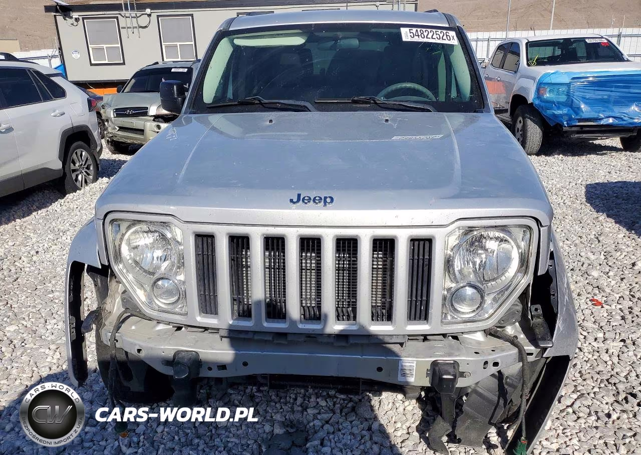 2008 Jeep Liberty Sport VIN:1J8GP28K98W194962 - 5