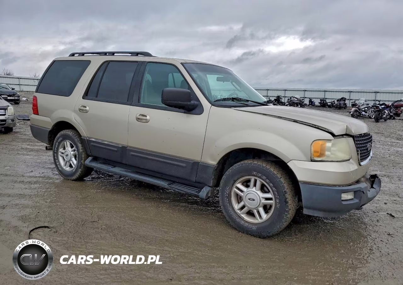 2005 Ford Expedition Xlt VIN:1FMPU16595LA38050 - 4