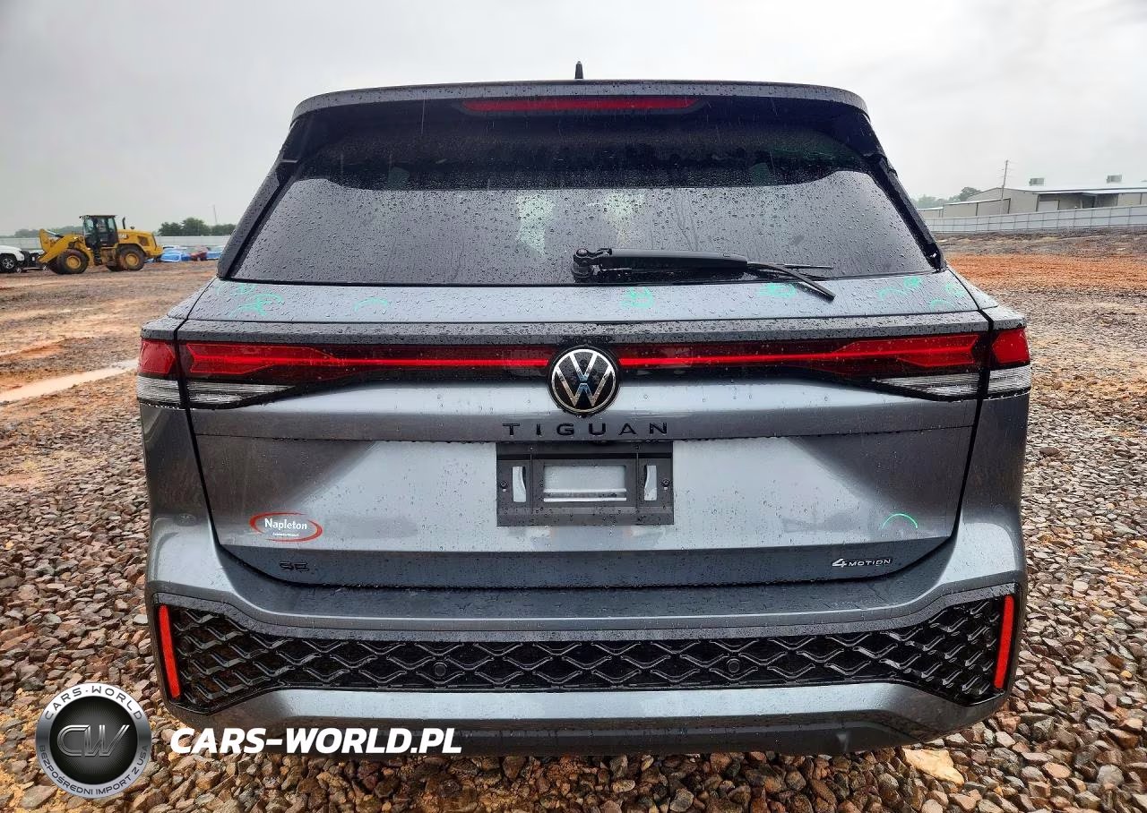 2025 Volkswagen Tiguan Se R-Line Black VIN:3VVGR7RM4SM072825 - 6