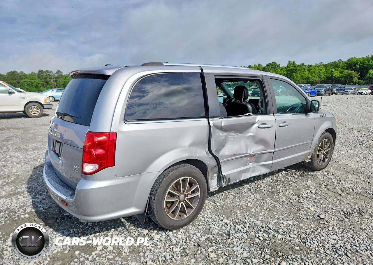 2017 Dodge Grandravan VIN:2C4RDGCGXHR562051 - 3