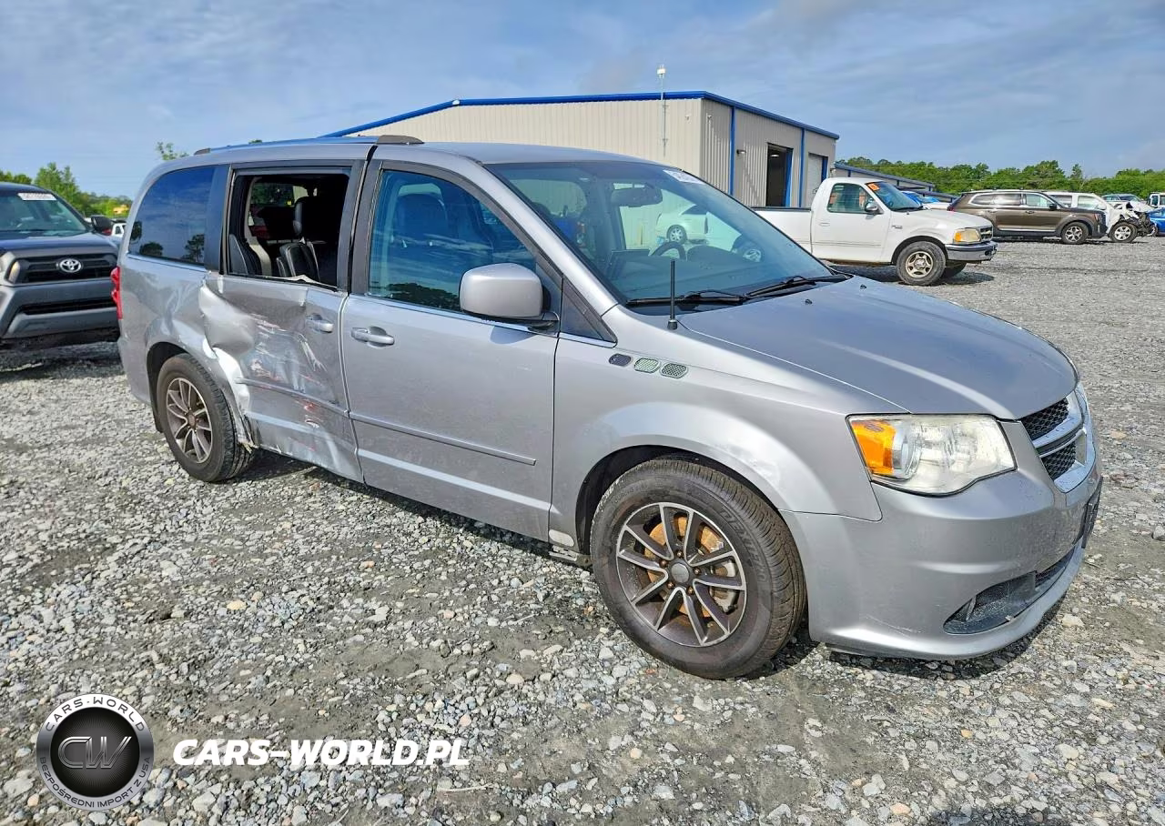 2017 Dodge Grandravan VIN:2C4RDGCGXHR562051 - 4