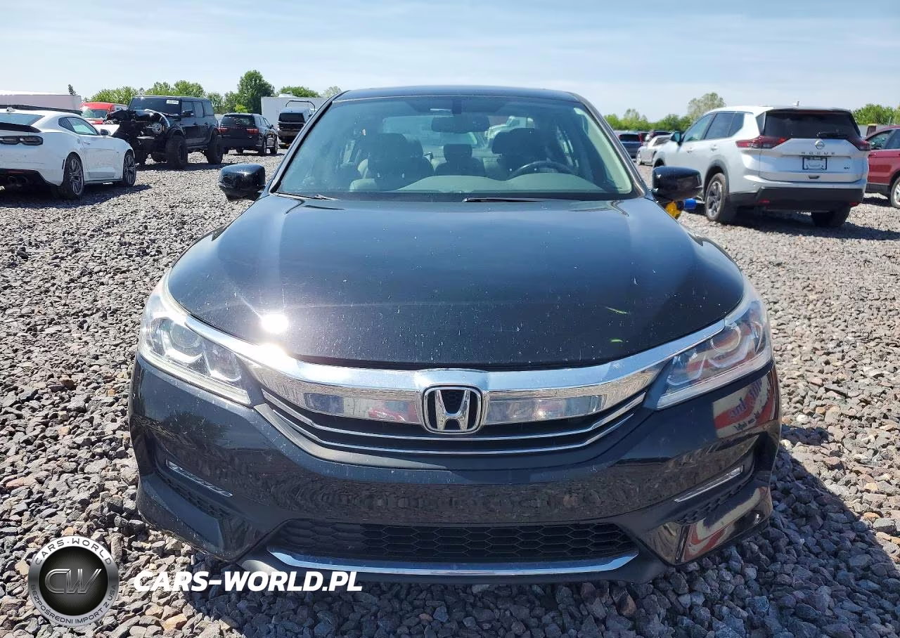 2017 Honda Accord Exl VIN:1HGCR2F81HA205572 - 5