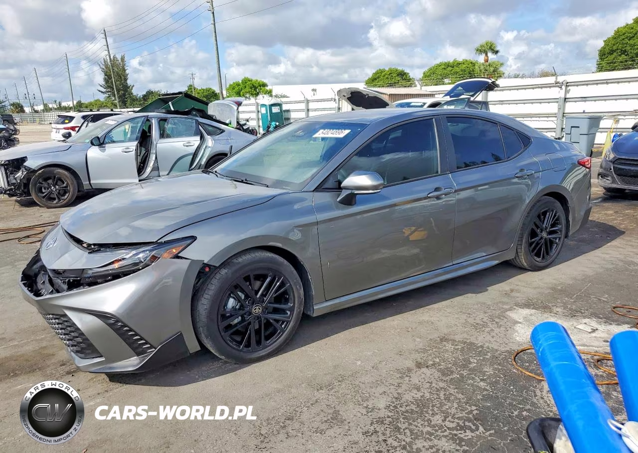 2026 Toyota Camry Se – zdjęcie 1 z 12