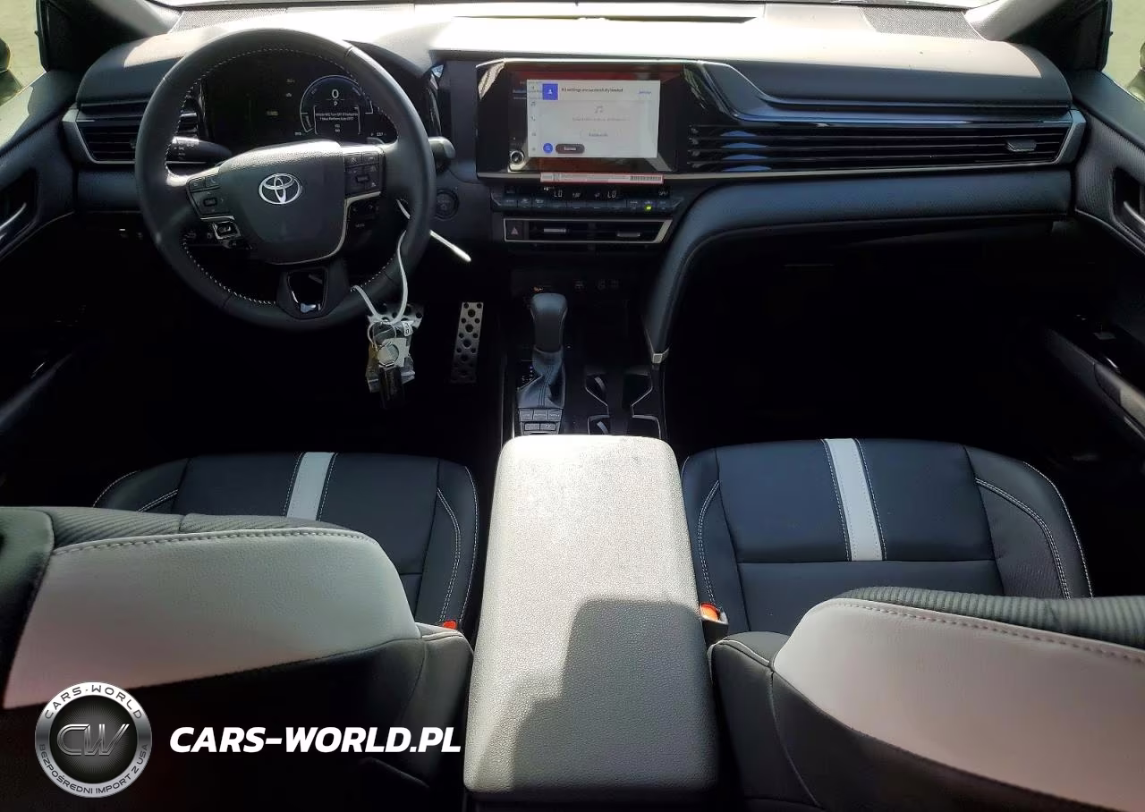 2026 Toyota Camry Se VIN:4T1DAACK0TU296244 - 8