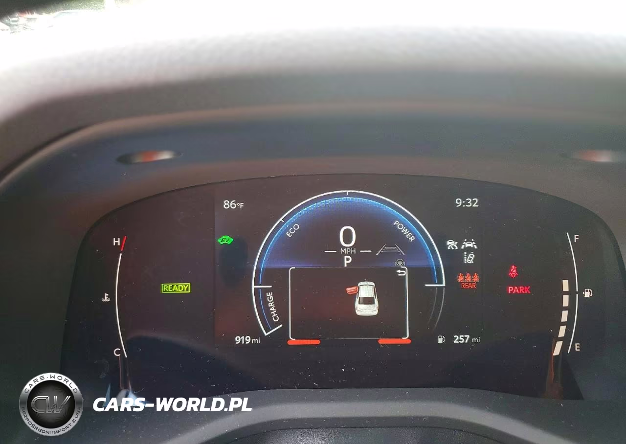 2026 Toyota Camry Se VIN:4T1DAACK0TU296244 - 9