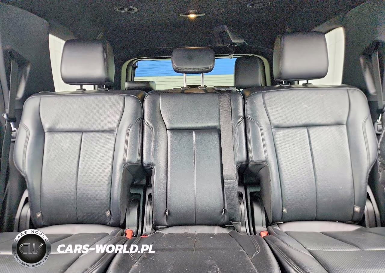2018 Ford Expedition Xlt VIN:1FMJU1JT2JEA71689 - 10